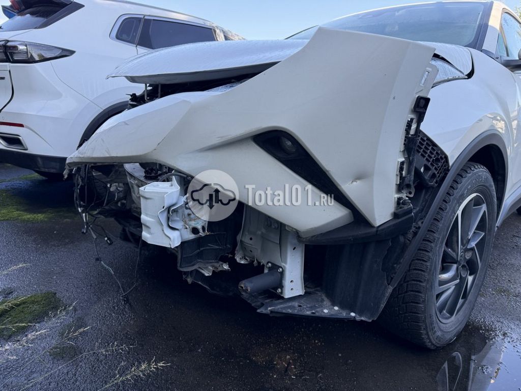 Фото Toyota C-HR 156