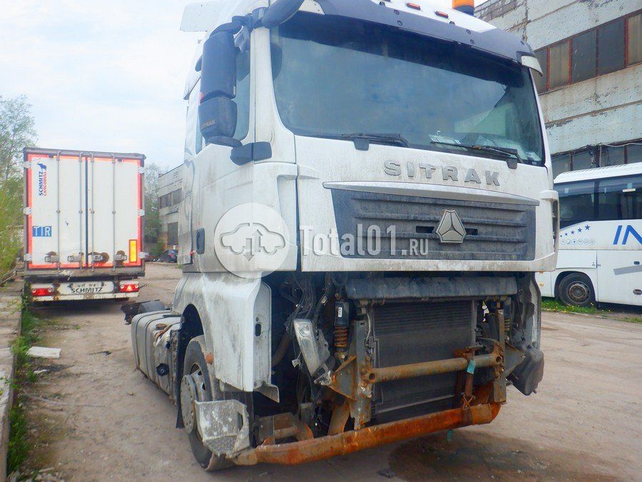 Фото Sitrak C7H 6