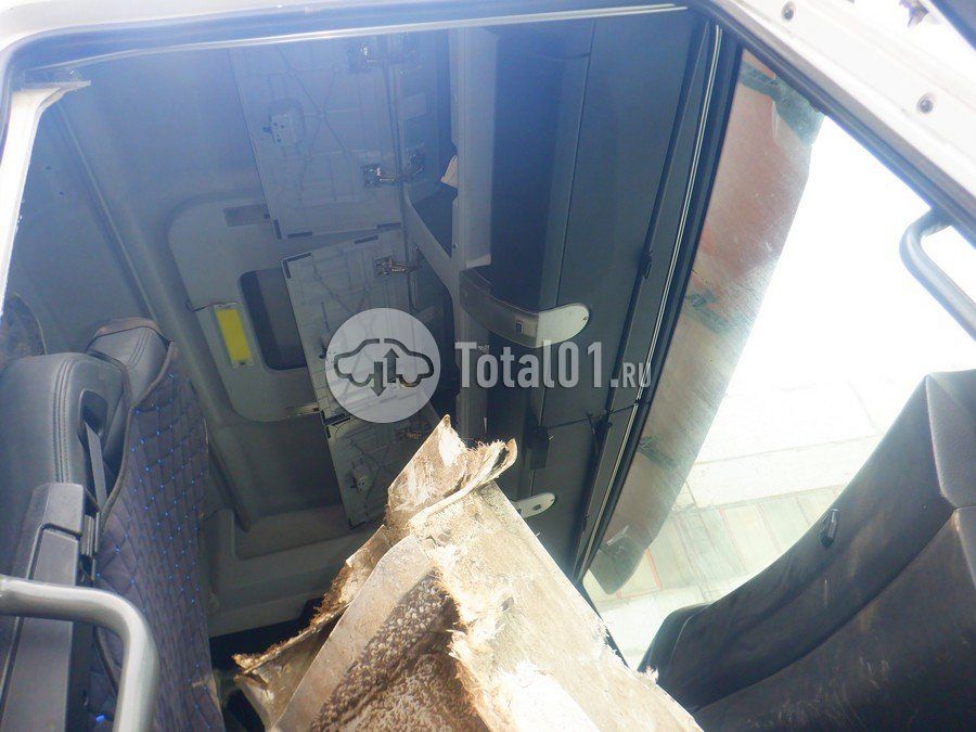 Фото Sitrak C7H 148