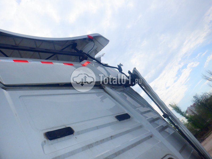 Фото Sitrak C7H 312