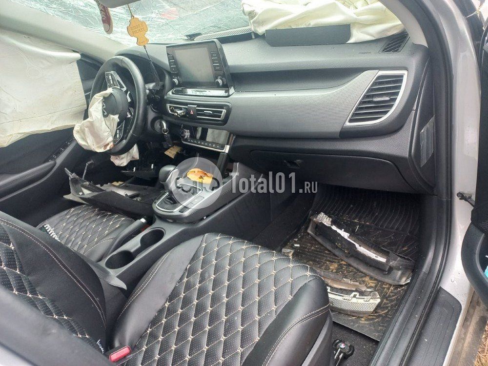 Фото KIA Seltos 172