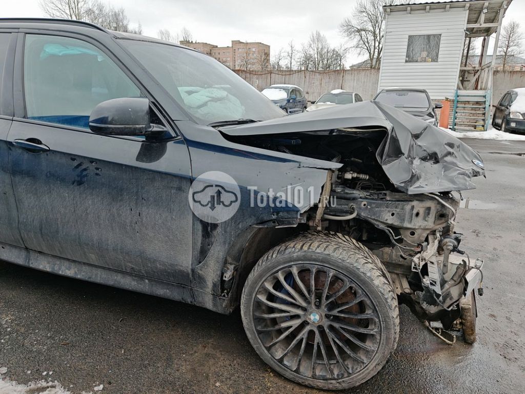 Фото BMW X5 M 40
