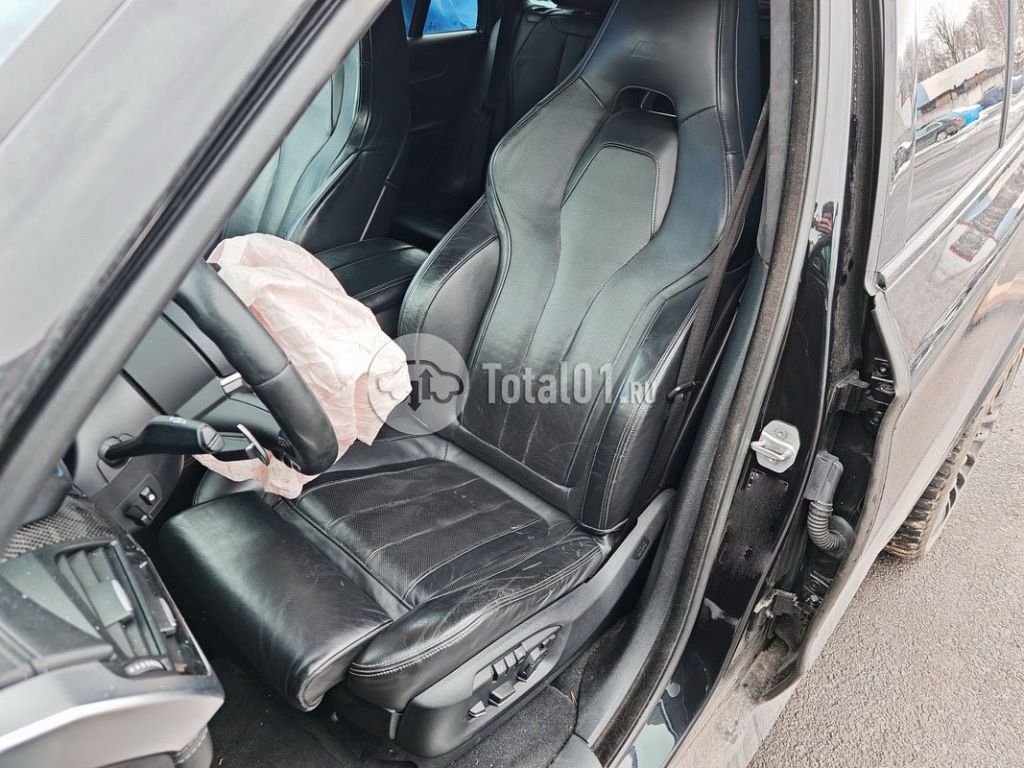 Фото BMW X5 M 144