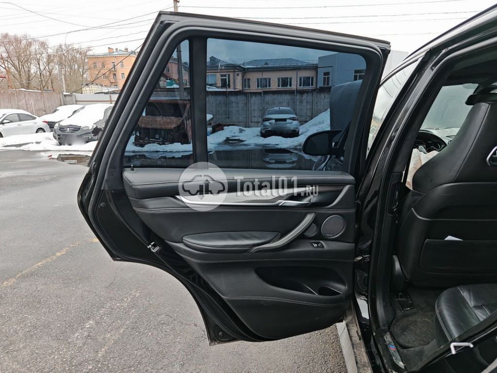 Фото BMW X5 M 146