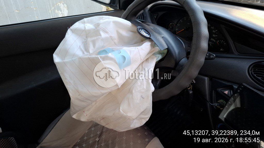 Фото Ford Focus 80