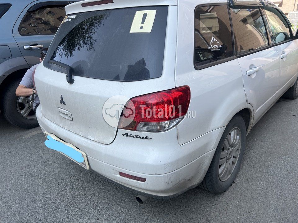 Фото Mitsubishi Airtrek 52