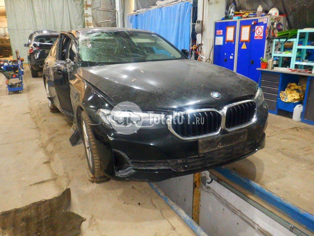 Фото BMW 5 серия 2