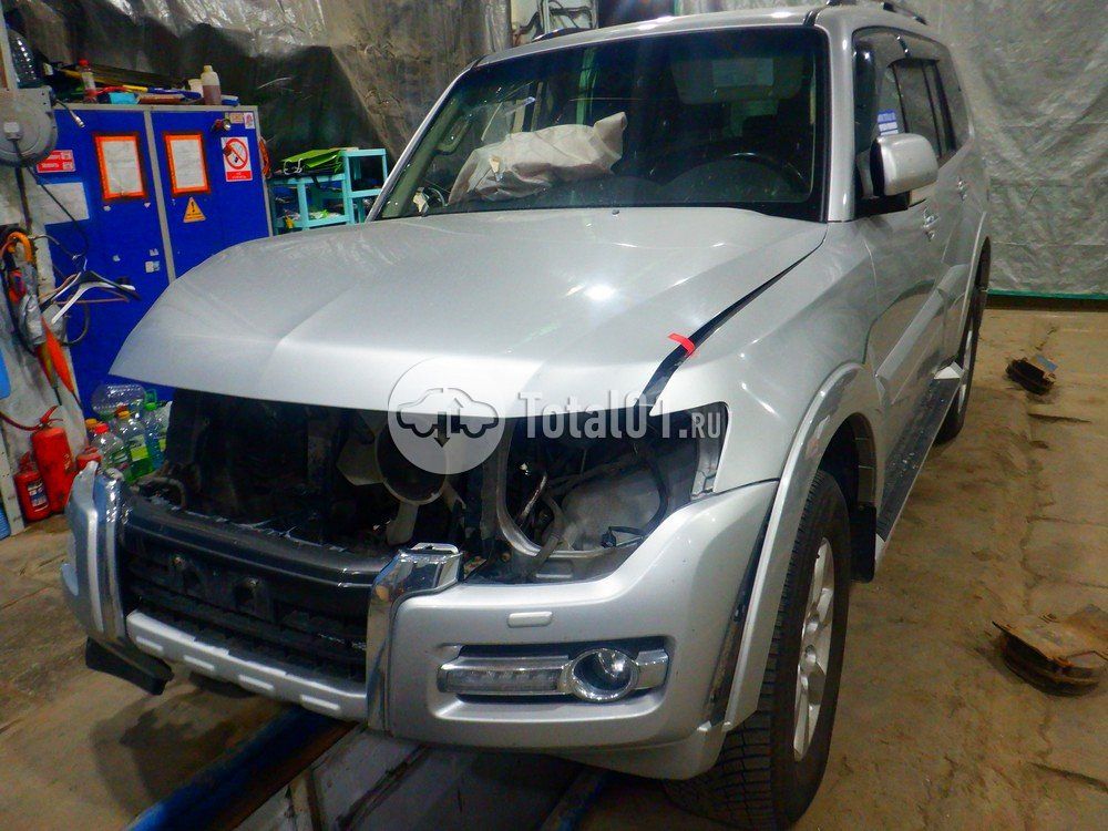 Фото Mitsubishi Pajero 6