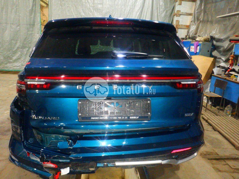 Фото Geely Monjaro 10