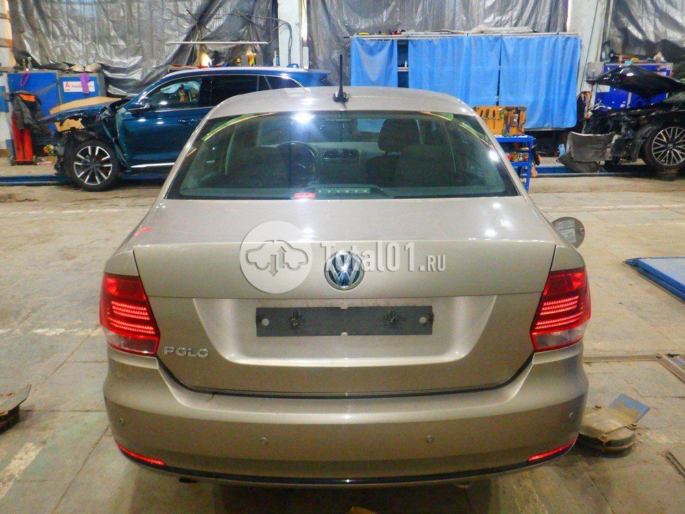 Фото Volkswagen Polo 10