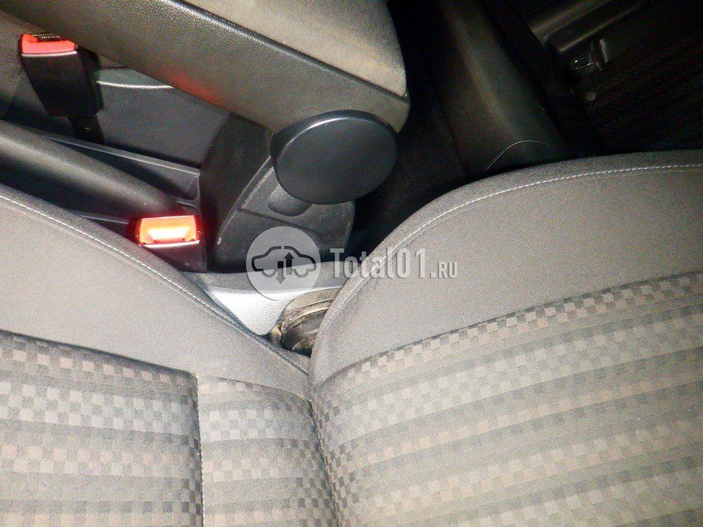 Фото Volkswagen Polo 60