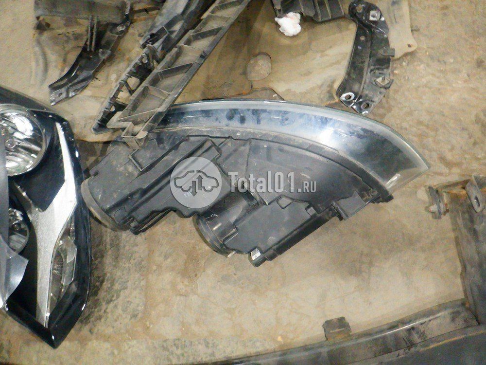 Фото Volkswagen Polo 300