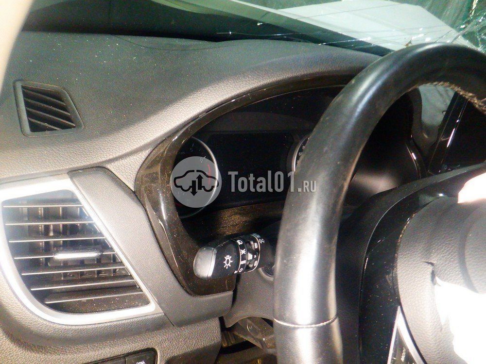 Фото KIA Seltos 42
