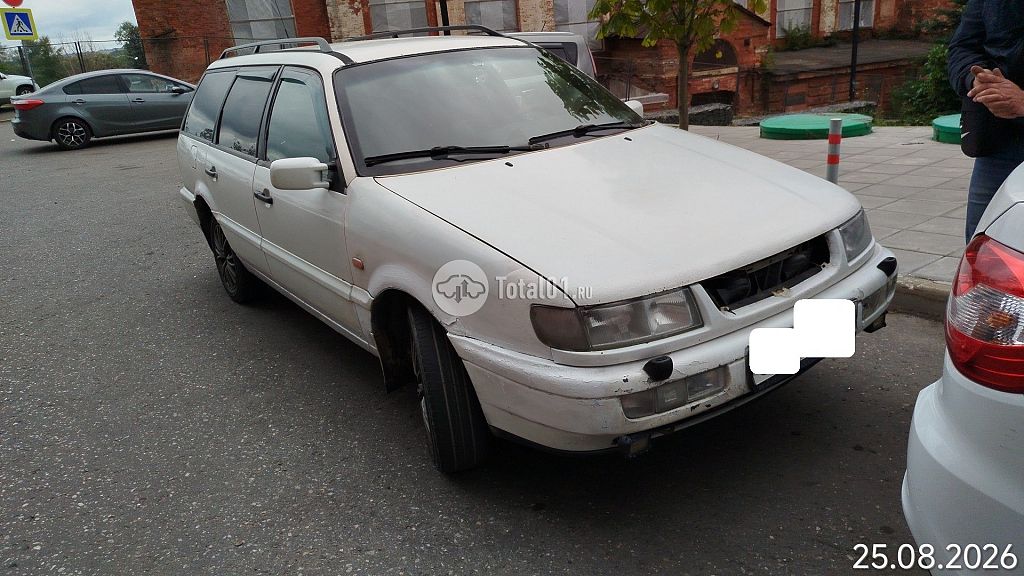 Фото Volkswagen Passat 4