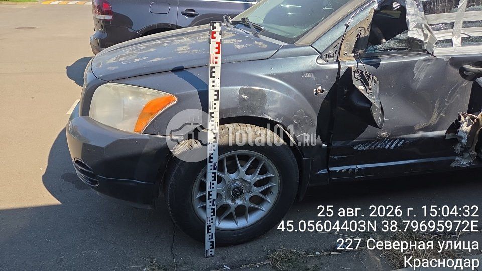 Фото Dodge Caliber 16