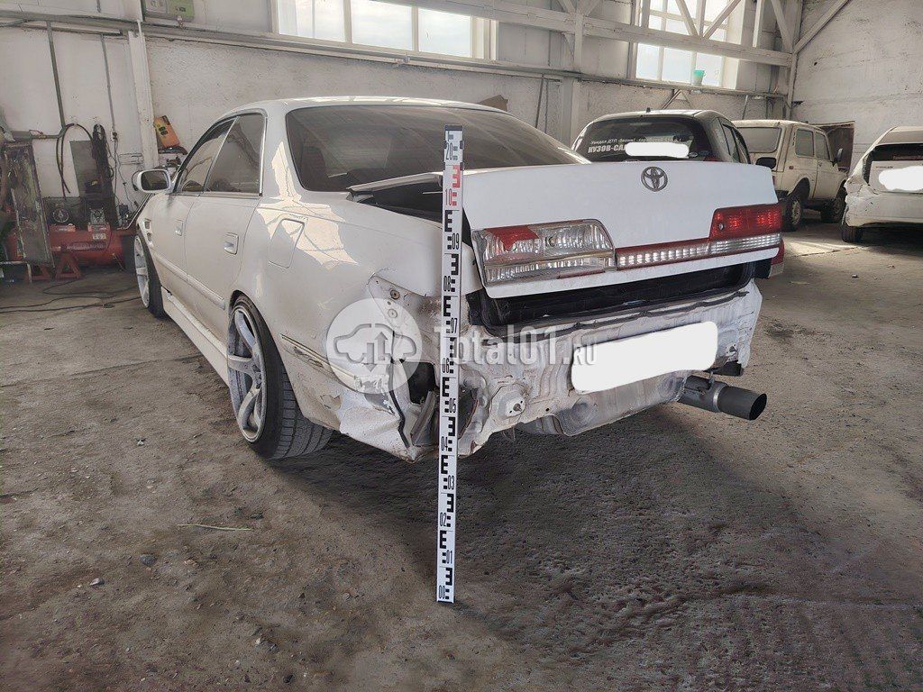 Фото Toyota Mark II 4
