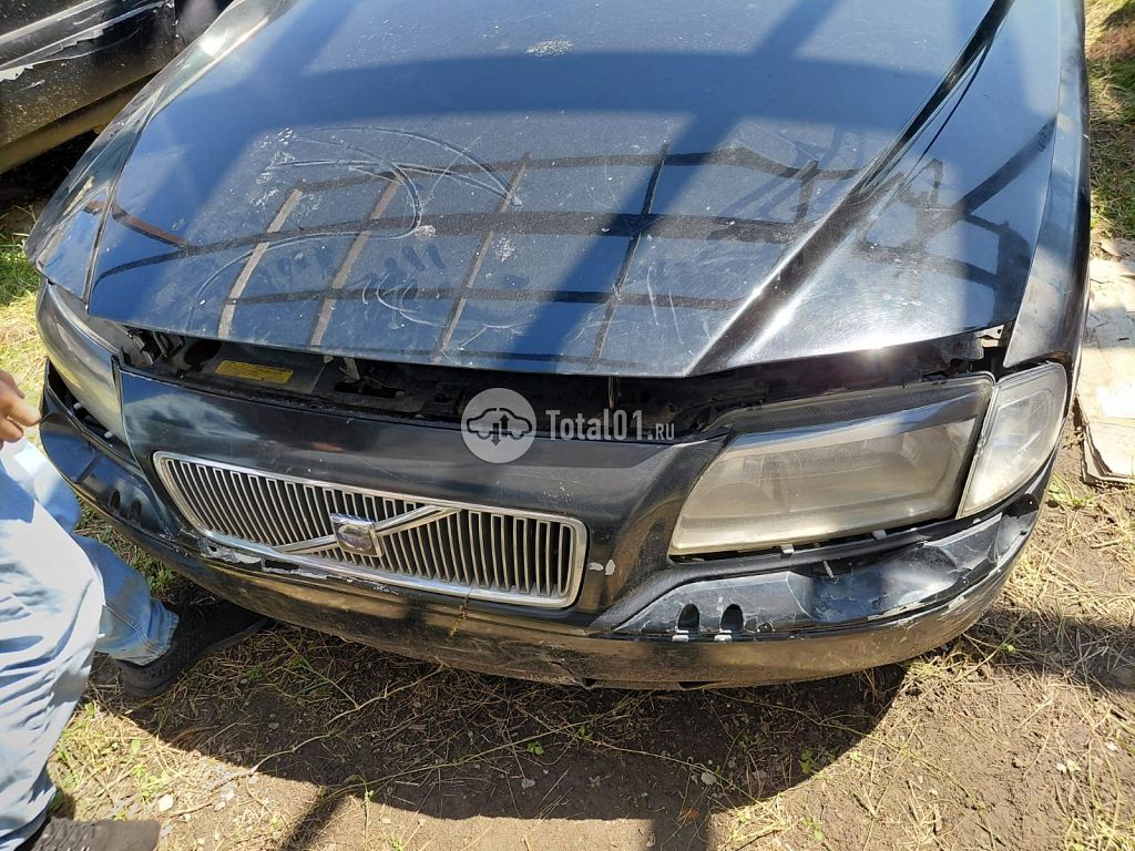 Фото Volvo S80 4