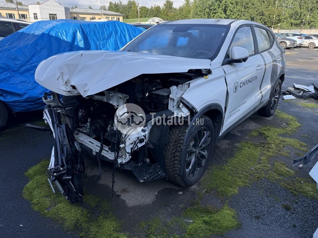 Фото Changan CS35 2
