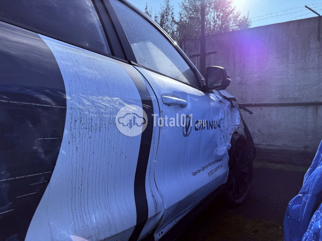 Фото Changan CS35 26