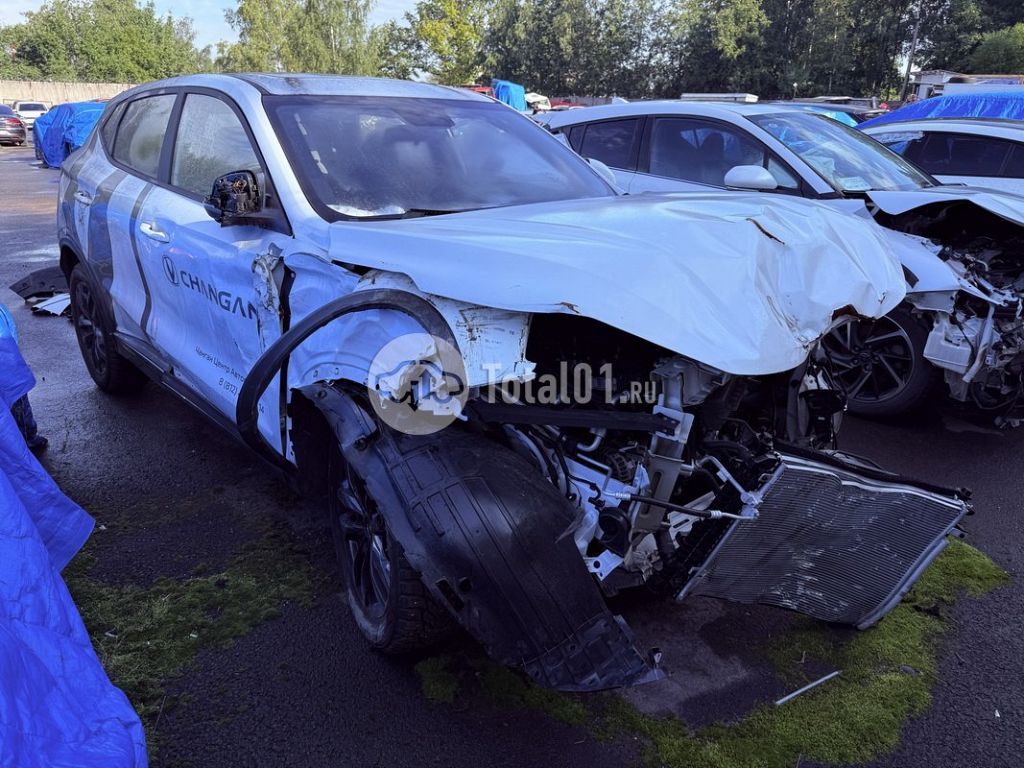 Фото Changan CS35 58
