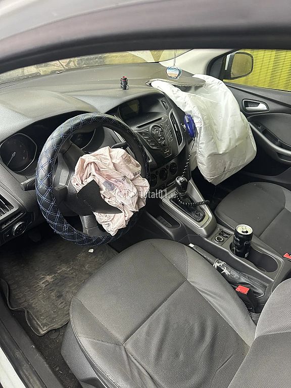 Фото Ford Focus 44