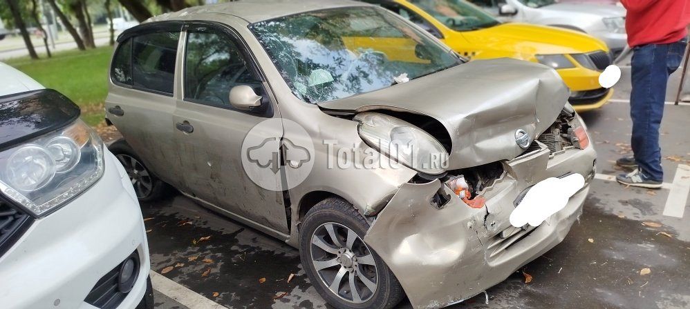 Фото Nissan Micra 6