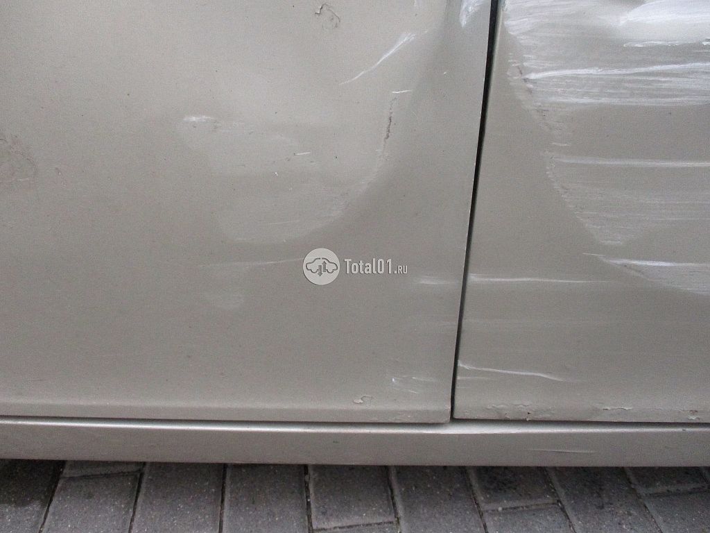 Фото Cadillac BLS 30