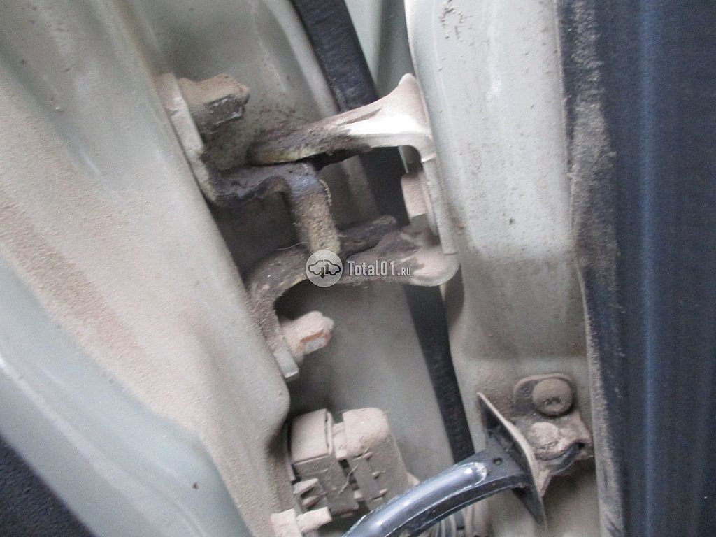 Фото Cadillac BLS 42