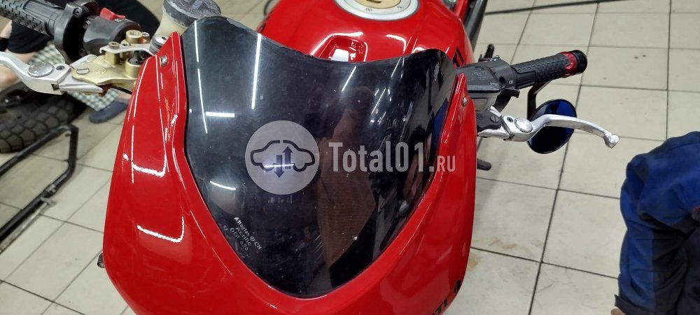 Фото Ducati HyperMotard 18