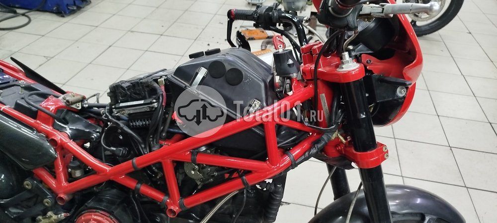 Фото Ducati HyperMotard 24