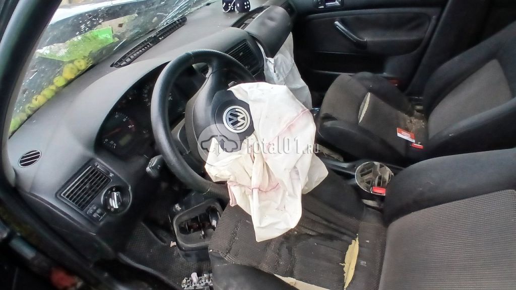 Фото Volkswagen Golf 22