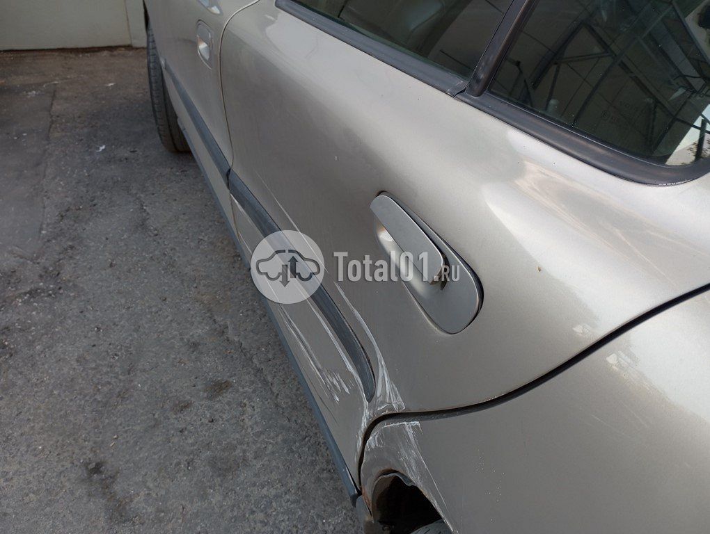 Фото Volvo S60 14