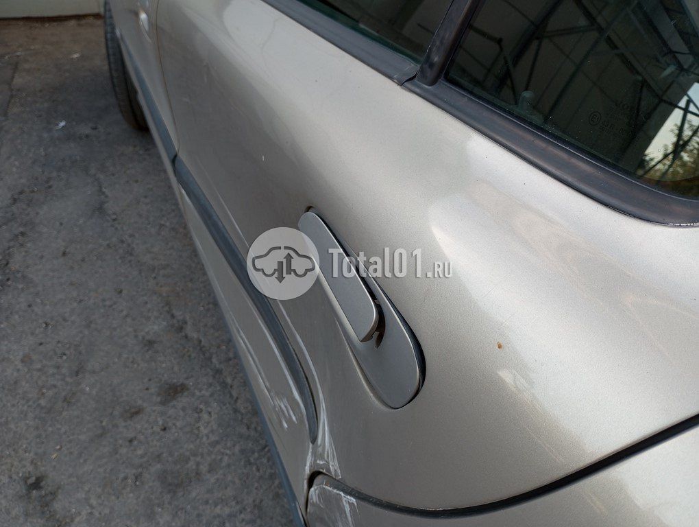 Фото Volvo S60 16