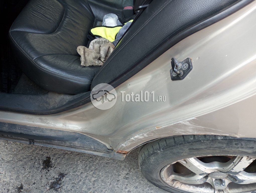 Фото Volvo S60 38