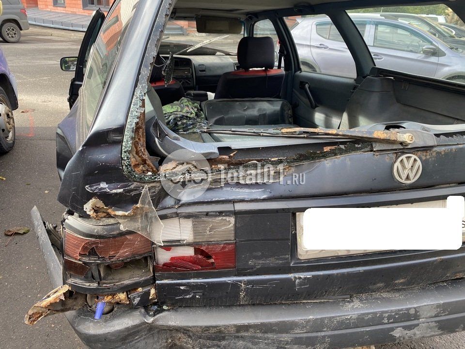 Фото Volkswagen Passat 24