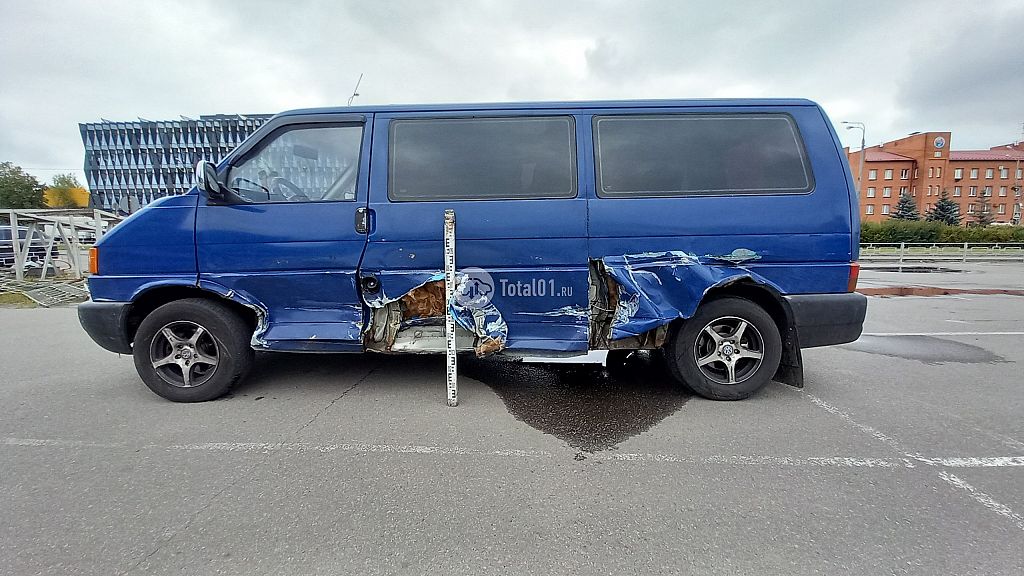 Фото Volkswagen Transporter 10