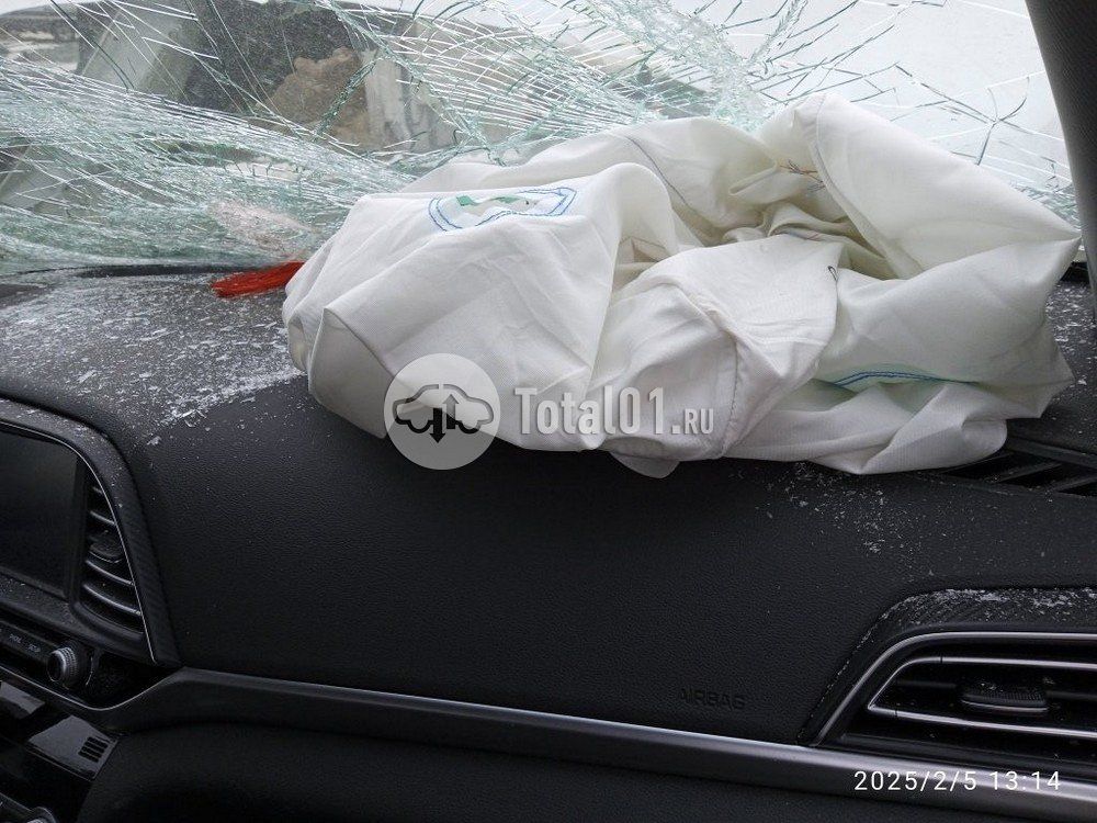 Фото Hyundai Elantra 48