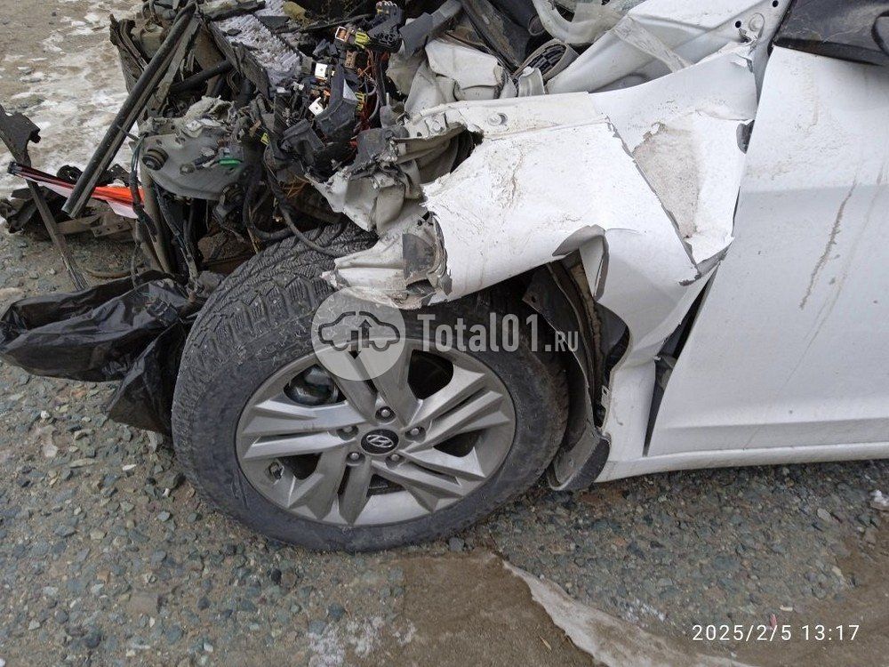 Фото Hyundai Elantra 62