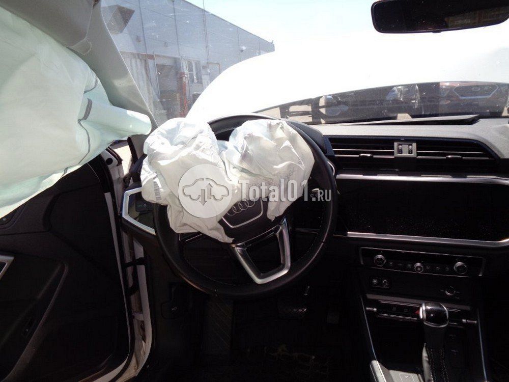 Фото Audi Q3 90