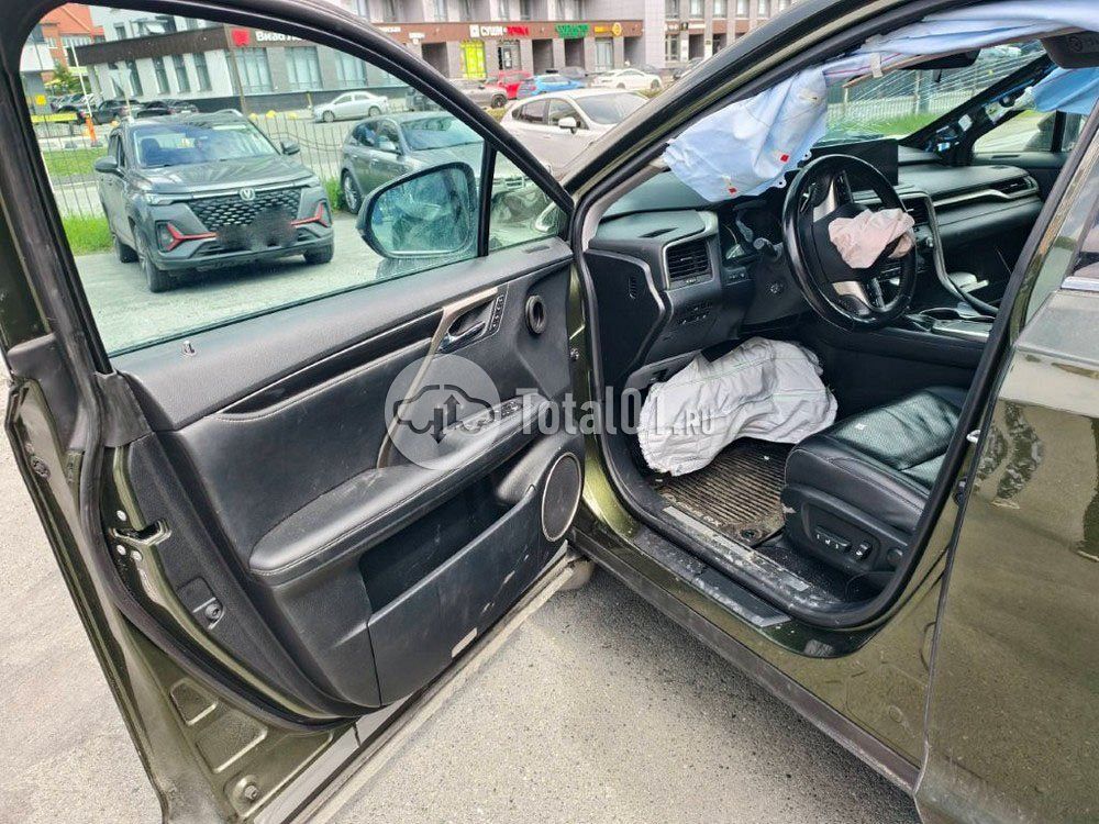 Фото Lexus RX 24