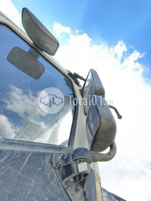 Фото FAW J6 12