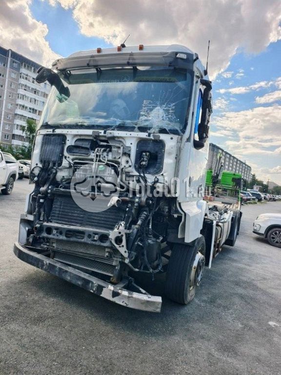Фото Mercedes-Benz Actros 6