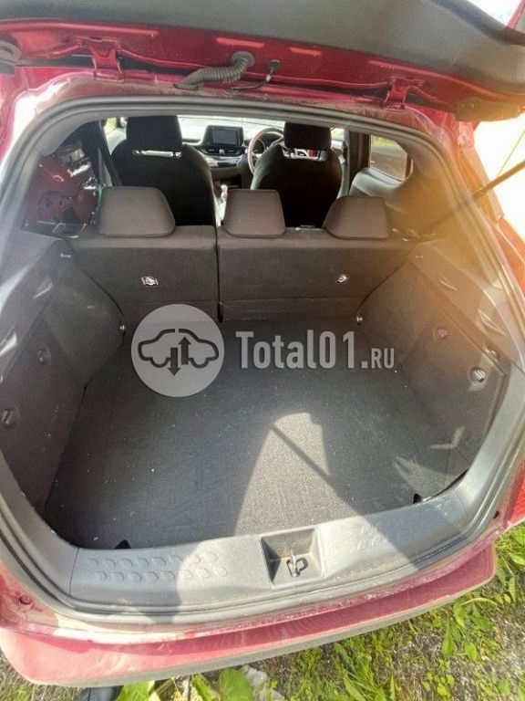 Фото Toyota C-HR 140