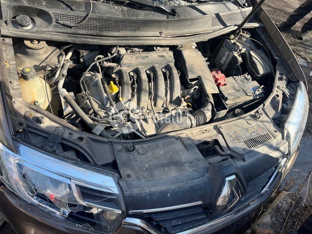 Фото Renault Logan 6