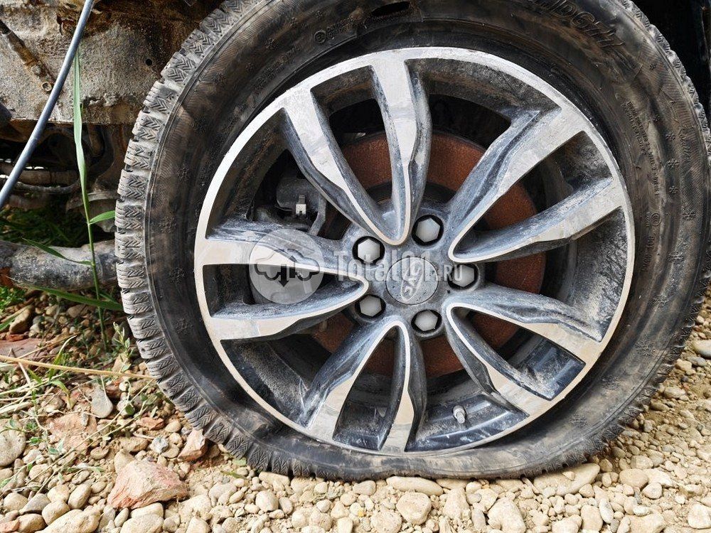 Фото JAC J7 42
