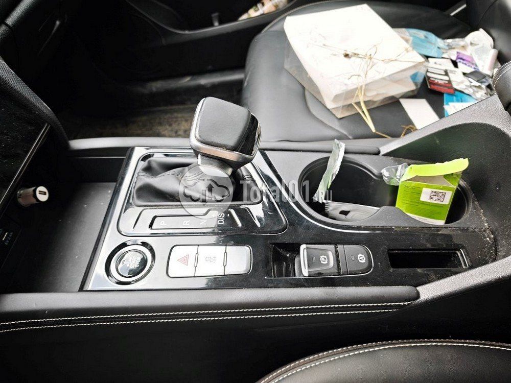 Фото JAC J7 176