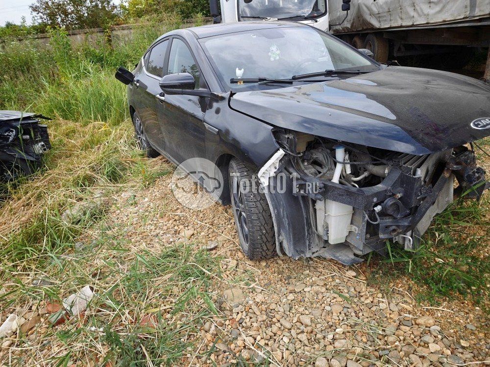 Фото JAC J7 232