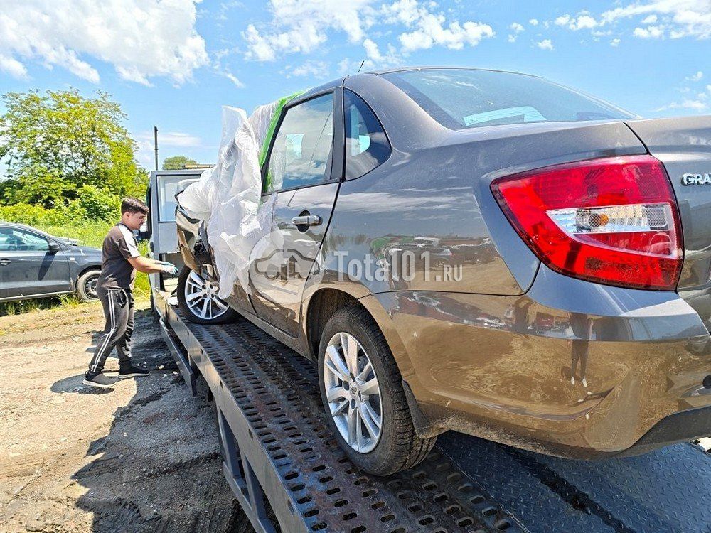 Фото ВАЗ (LADA) Granta 6