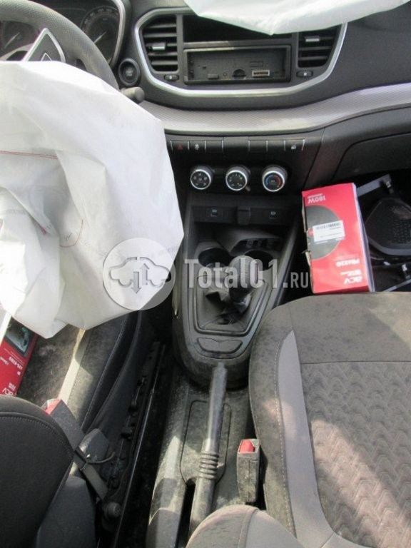 Фото ВАЗ (LADA) Vesta 36