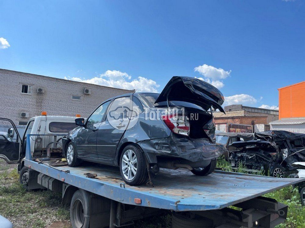 Фото ВАЗ (LADA) Granta 4